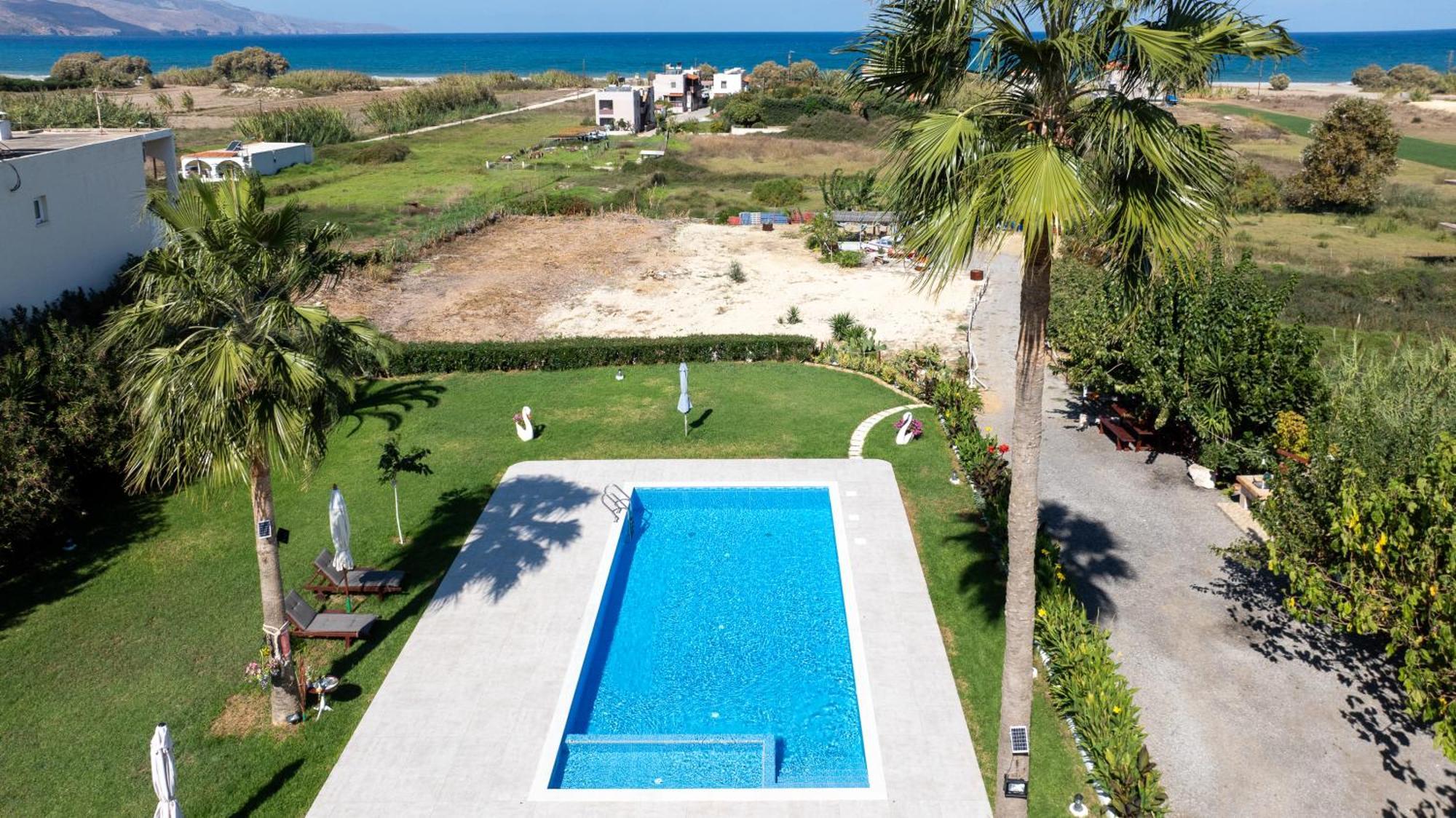 Socrates Holidays Apt. 2 With Pool Near The Beach Platanés Buitenkant foto